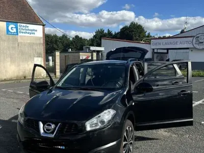 Gebraucht Nissan Qashqai Acenta+ 131 PS (96 kW) 2014 Schwarz SUV