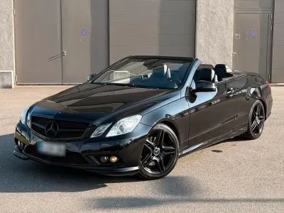 Gebraucht Mercedes E250 204 PS (150 kW) 2010 Schwarz Cabrio
