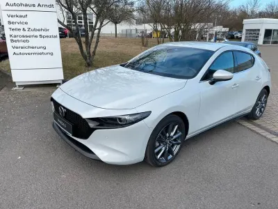 Neu Mazda 3 Exclusive-Line 140 PS (102 kW) 2026 Weiß Limousine
