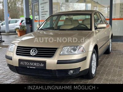Usata VW Passat Comfortline 150 CV (110 kW) 2003 Oro Berlina