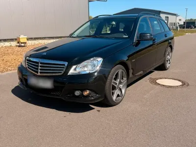 Gebraucht Mercedes C220 170 PS (125 kW) 2011 Schwarz Kombi