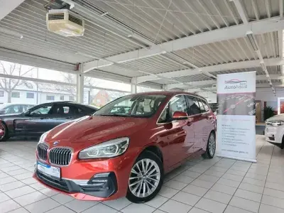 Gebraucht BMW 218 Gran Tourer Luxury Line 150 PS (110 kW) 2020 Orange Van / Kleinbus