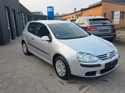 Gebraucht VW Golf V 80 PS (58 kW) 2007 Silber Limousine