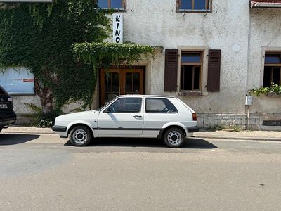 Gebraucht VW Golf III 72 PS (52 kW) 1991 Weiß Kleinwagen