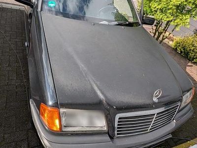 Mercedes C180