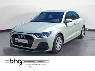 Używany Audi A1 Sportback Advanced Plus 116 KM (85 kW) 2025 Srebrny Hatchback