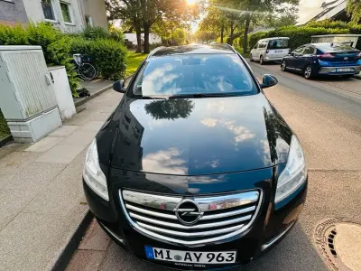 Używany Opel Insignia Design Edition 160 KM (117 kW) 2011 Czarny Kombi
