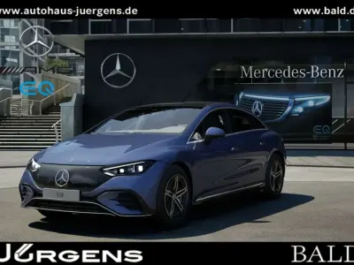 Używany Mercedes EQE500 AMG 300 kW (408 KM) 2025 Niebieski Sedan/Limuzyna