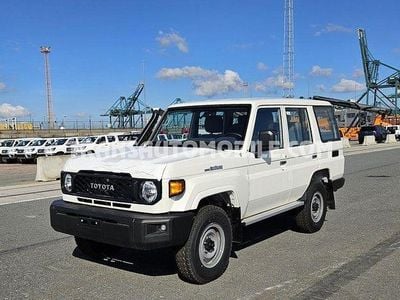 Usata Toyota Land Cruiser 132 CV (97 kW) 2024 Bianco SUV