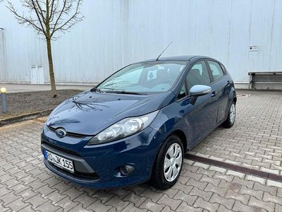 Gebraucht Ford Fiesta 95 PS (69 kW) 2010 Blau Kleinwagen