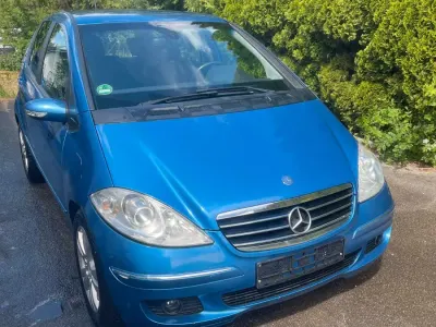 Gebraucht Mercedes A180 Avantgarde 109 PS (80 kW) 2007 Blau Kleinwagen