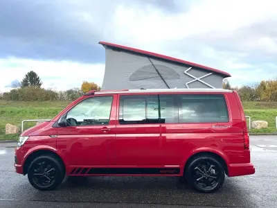 Gebraucht VW California Beach 150 PS (110 kW) 2017 Rot Van