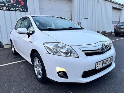 Toyota Auris Hybrid