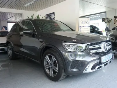 Gebraucht Mercedes GLC220 194 PS (142 kW) 2022 Grau SUV