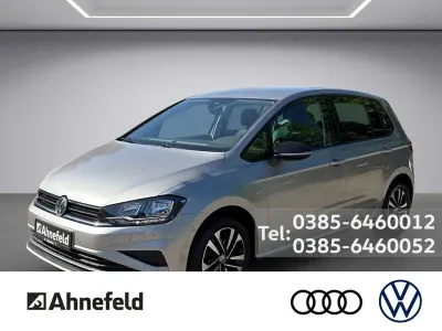 Używany VW Golf Sportsvan IQ Drive 116 KM (85 kW) 2019 Srebrny Minivan