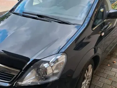 Gebraucht Opel Zafira Innovation 150 PS (110 kW) 2009 Schwarz Van / Kleinbus