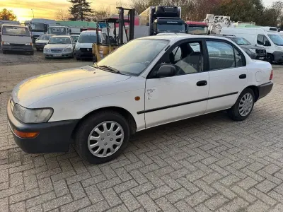Gebraucht Toyota Corolla 75 PS (55 kW) 1994 Weiß Limousine