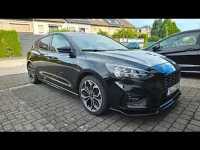 Gebraucht Ford Focus ST-Line 182 PS (133 kW) 2019 Schwarz Limousine