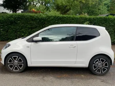 Gebraucht VW up! move up! 60 PS (44 kW) 2016 Weiß Kleinwagen