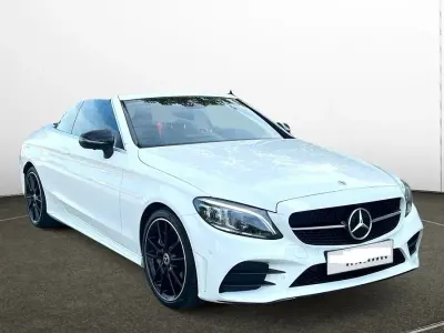 Gebraucht Mercedes C300 AMG 258 PS (189 kW) 2022 Weiß Cabrio