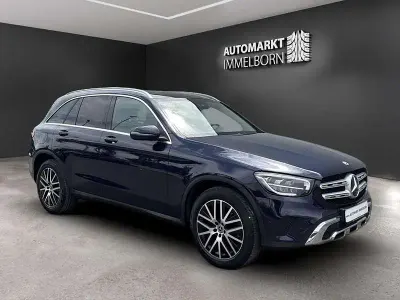 Gebraucht Mercedes GLC300 Exclusive 272 PS (200 kW) 2022 Blau SUV