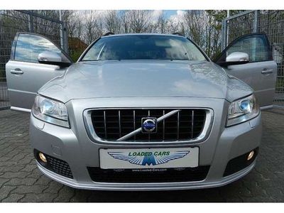 gebraucht Volvo V70 D5 PREMIUM-Sound/2.Hd /8 x Alufelgen + AHK / Navi