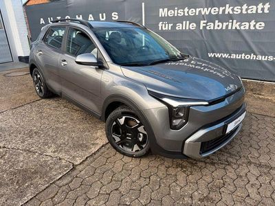 Grau Neu 2025 Kia Stonic SUV | 24.190 € (Teuer)