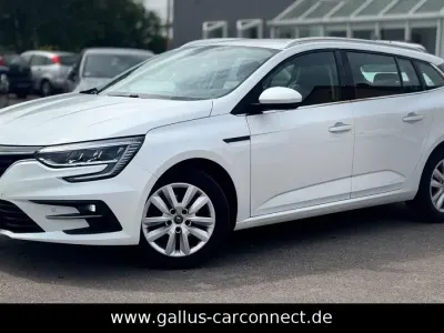 Gebraucht Renault Mégane GrandTour Zen 140 PS (102 kW) 2021 Weiß Kombi