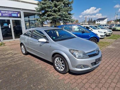 Opel Astra GTC