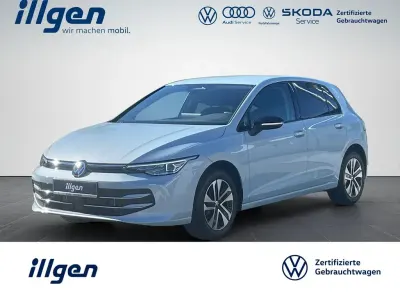 Neu VW Golf VIII 116 PS (85 kW) 2026 Blau Limousine