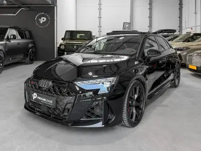 Gebraucht Audi RS3 Sport 400 PS (294 kW) 2026 Schwarz Limousine