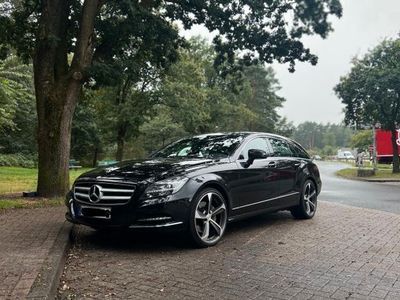 Mercedes CLS350 Shooting Brake