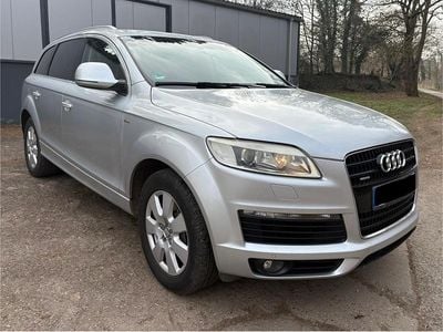 Silber Gebraucht 2007 Audi Q7 S-Line SUV | 7.400 € (Fairer Preis)