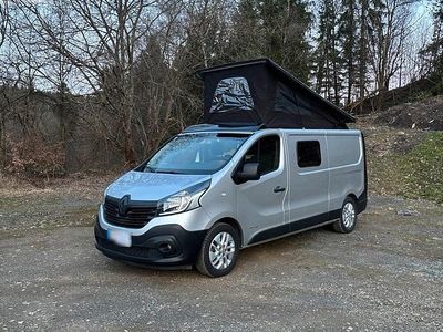 Second-hand Renault Trafic 125 CP (91 kW) 2017 Argintiu Monovolum