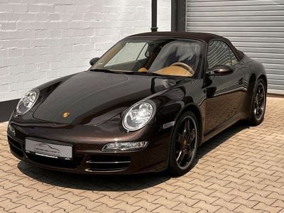 Porsche 911 Carrera Cabriolet