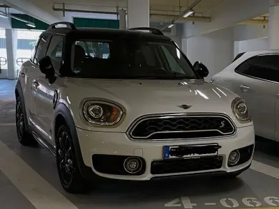 Gebraucht Mini Cooper SD 190 PS (139 kW) 2019 Schwarz Kleinwagen