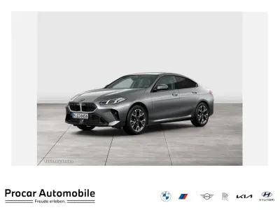 Neu BMW 220 M Sport 156 PS (114 kW) 2026 Skyscraper grau Coupé