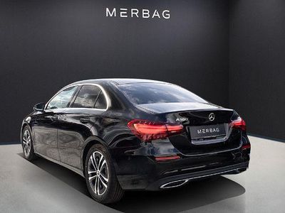 Gebraucht Mercedes A180 Progressive 136 PS (100 kW) 2025 Unilack nachtschwarz Limousine