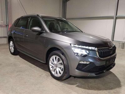 Graphitgrau metallic Neu 2025 Skoda Kamiq Premium Edition SUV | 30.490 € (Fairer Preis)