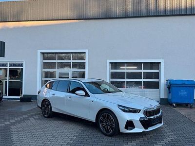 Gebraucht BMW 520 M Sport 190 PS (139 kW) 2025 Weiß Limousine