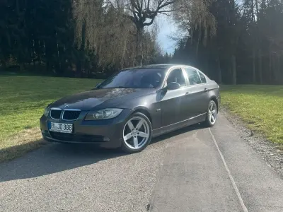 Gebraucht BMW 330 231 PS (169 kW) 2006 Grau Limousine