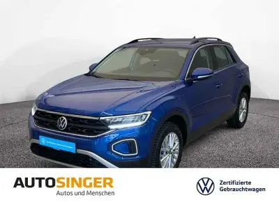 Gebraucht VW T-Roc Life 150 PS (110 kW) 2025 Ravennablau metallic SUV