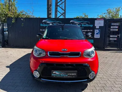 Gebraucht Kia Soul Spirit 128 PS (94 kW) 2015 Rot SUV