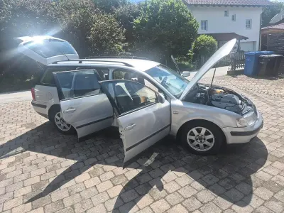 Gebraucht VW Passat 131 PS (96 kW) 2000 Silber Kombi