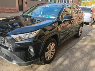 Gebraucht Toyota RAV4 Hybrid Style 178 PS (130 kW) 2019 Schwarz SUV