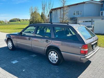 Usata Mercedes E280 193 CV (141 kW) 1994 Viola Station wagon