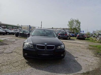 gebraucht BMW 318 318 i XENON SHZ PDC SCHIEBEDACH SCHECKHEFT