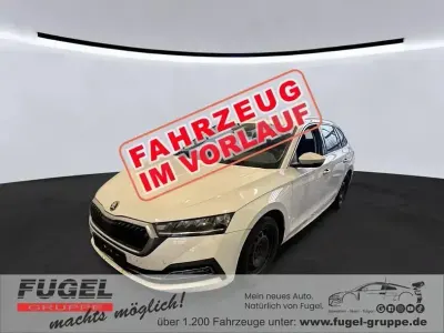 Gebraucht Skoda Octavia First Edition 150 PS (110 kW) 2021 Moonweiss metallic Kombi