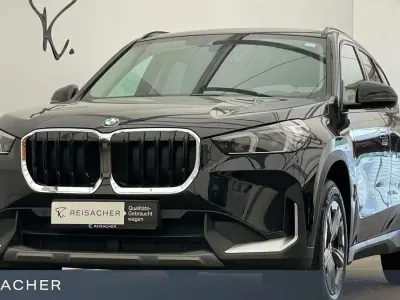 Gebraucht BMW X1 136 PS (100 kW) 2025 Saphirschwarz metallic SUV