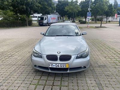 BMW 525